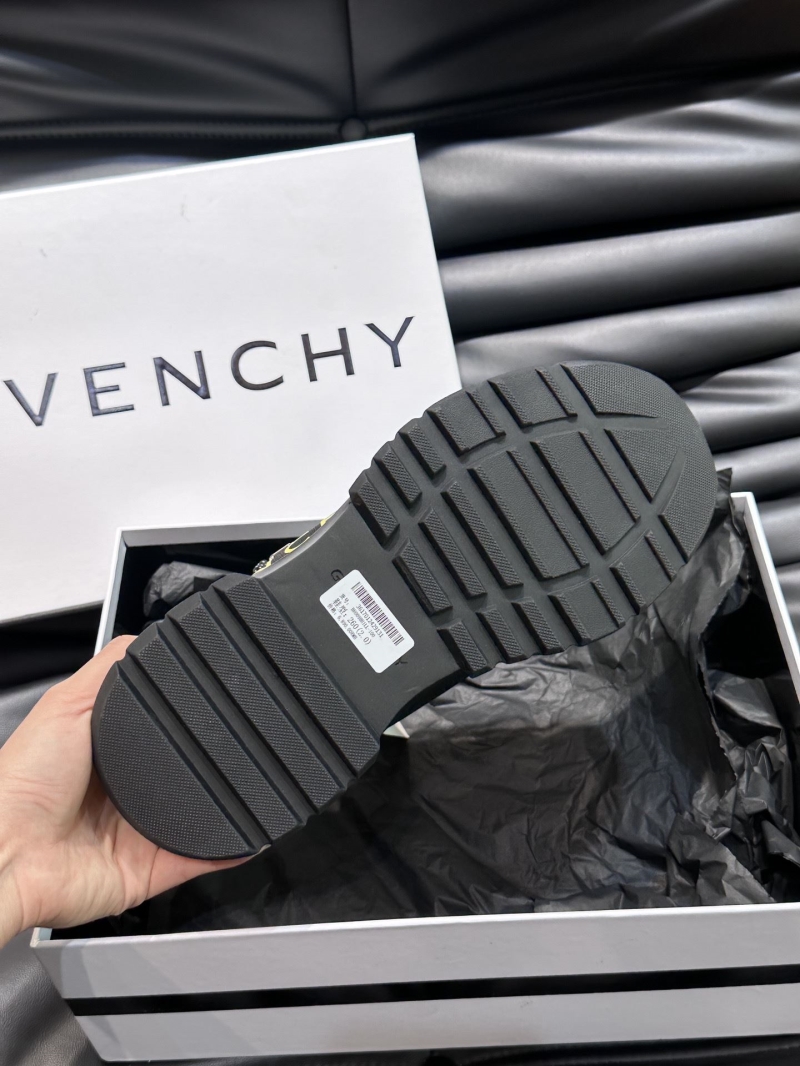 Givenchy Sneakers